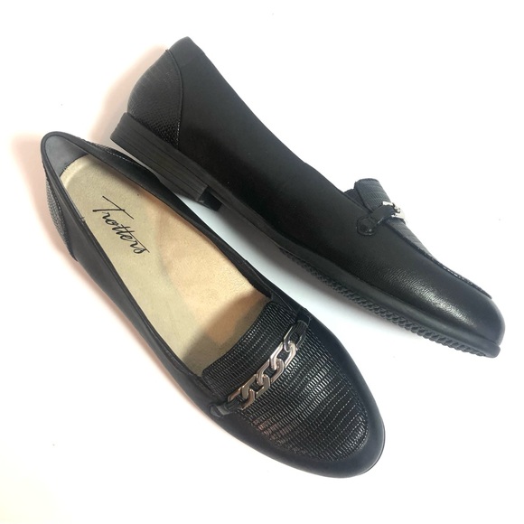 NWOB TROTTERS Black Leather Anastasia Loafers Flats Shoes - 7N - Picture 2 of 13
